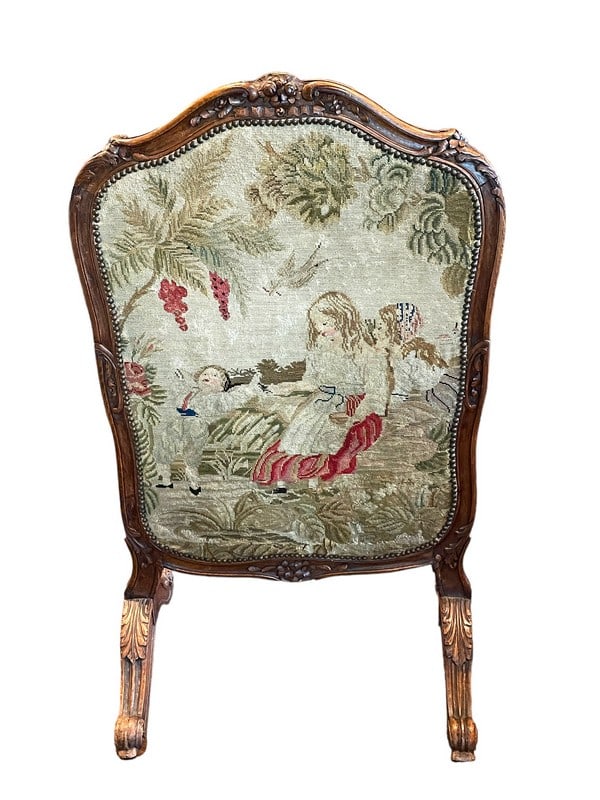 ANTIQUE WALNUT & TAPESTRY FIREPLACE SCREEN 37" (1 of 5)