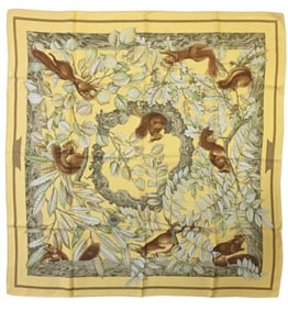 HERMES SILK SCARF- CASSE NOISETTE 35"