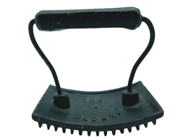 VINTAGE HEAVY SMALL PRESS IRON 4"