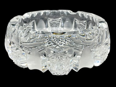 CRYSTAL CUT ORNATE HEAVY ASH TRAY 6"