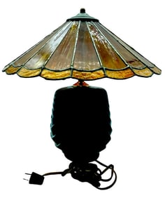 STAINED GLASS LAMP CERAMIC BASE 2 BULBS 15"