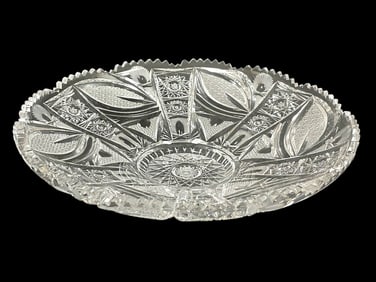 LARGE CLEAR CUT CRYSTAL CENTERPIECE BOWL 12"