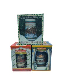 HOLIDAY BEER MUG LOT OF 3 BUDWISER HOLIDAY STEIN