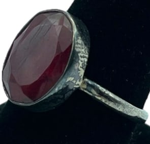 RUBY STERLING SILVER WOMEN'S RING SZ 9.5