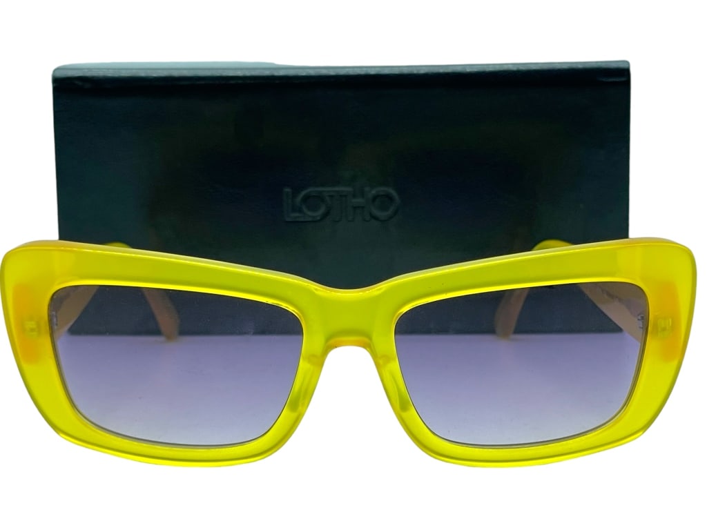 NWT LOTHO "REGGIE" SUNGLASSES $495: - NWT LOTHO "REggie" SUNGLASSES $495- HANDMADE IN JAPAN- TRANSLUCENT PLASTIC FRAME | PURPLE TINTED LENS This item can qualify for in-house shipping. Please contact us if you would like to use this ser