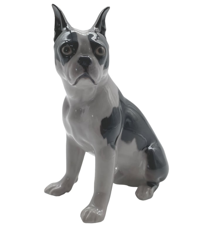 BING & GRONDAHL PORCELAIN BOSTON TERRIER FIGURINE: VINTAGE BING & GRONDAHL PORCELAIN BOSTON TERRIER FIGURINE #2330-7'' APPROX.-VERY GOOD PREOWNED CONDITION -AS4524 Bidders may pick up their items from the auction-house or have their items shipped. App