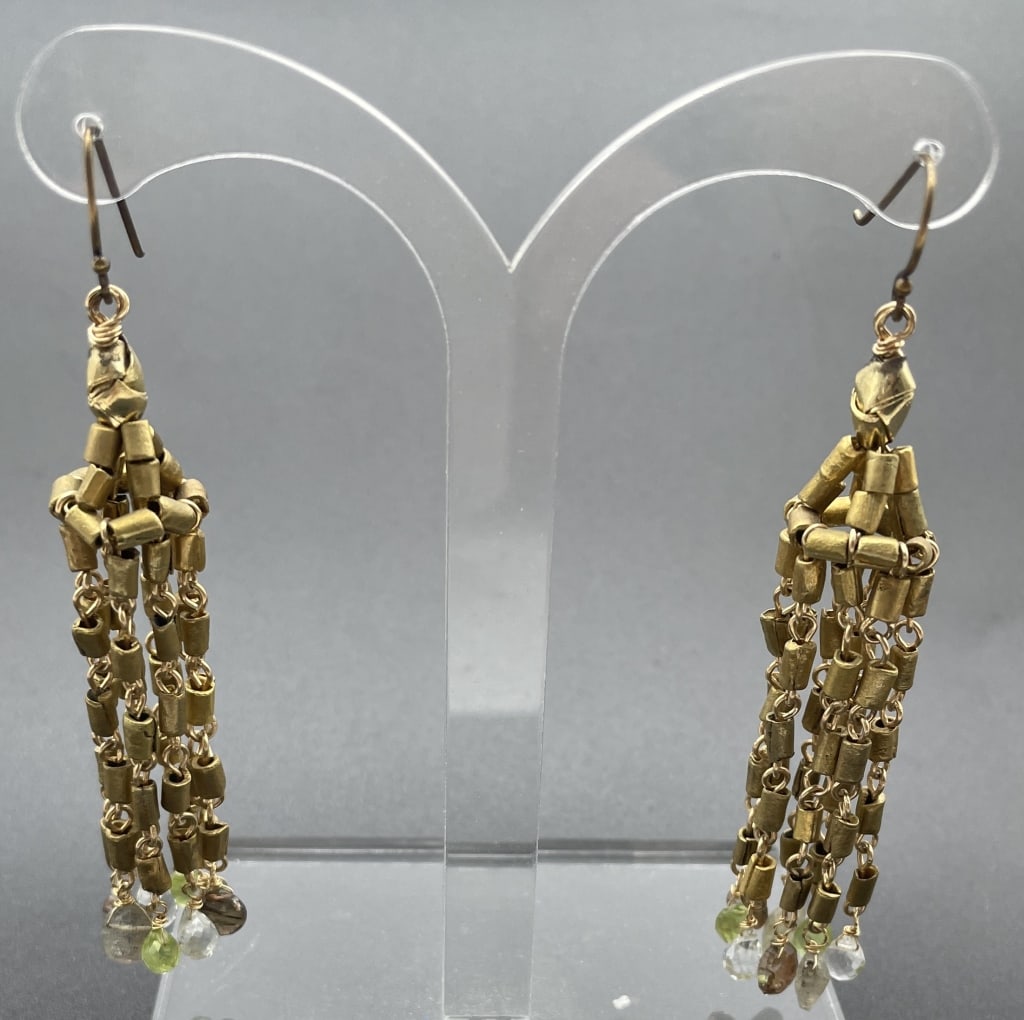 MINK LONG DANGLING GOLD EARRINGS: MINK LONG DANGLING GOLD EARRINGS This item can qualify for in-house shipping. Please contact us if you would like to use this service after winning the item. In-house shipping prices will vary. O