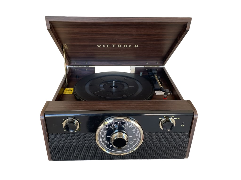 VICTROLA METROPOLITAN RECORD PLAYER: VICTROLA TA-240B-ESP WOOD METROPOLITAN BLUETOOTH RECORD PLAYER WITH 3 SPEED TURNTABLE-VERY GOOD PRE OWNED CONDITION, LIGHT WEAR-DP4924ANX