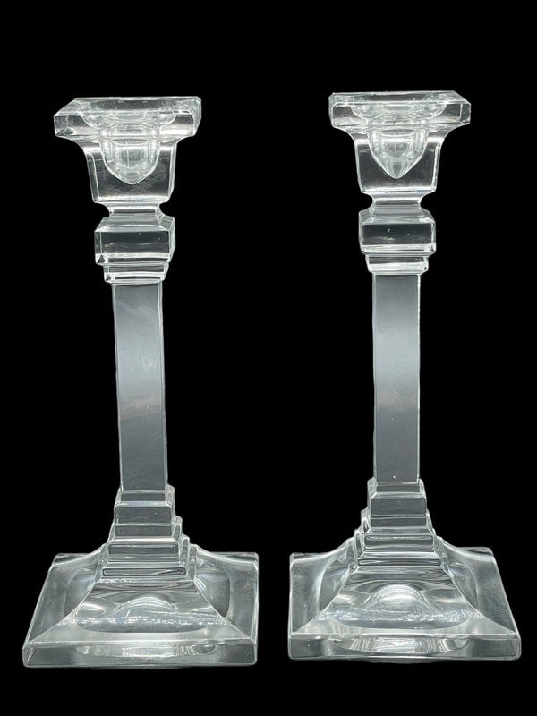 PAIR OF VINTAGE CRYSTAL GLASS CANDLESTICKS 8": PAIR OF VINTAGE CUT GLASS CANDLESTICKS-8" H APPROX -VERY GOOD PRE OWNED CONDITION-DP41024