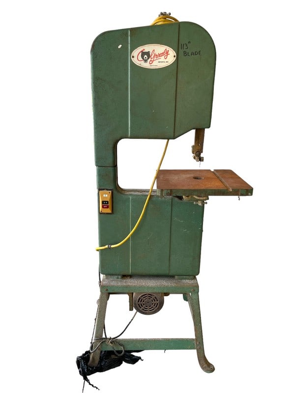 GRIZZLY BAND SAW G1073: GRIZZLY BAND SAW G1073-GOOD PRE OWNED CONDITION, WEAR-DP32224 Bidders may pick up their items from the auction-house or have their items shipped. Appointments are required for local pickups. Same-day 