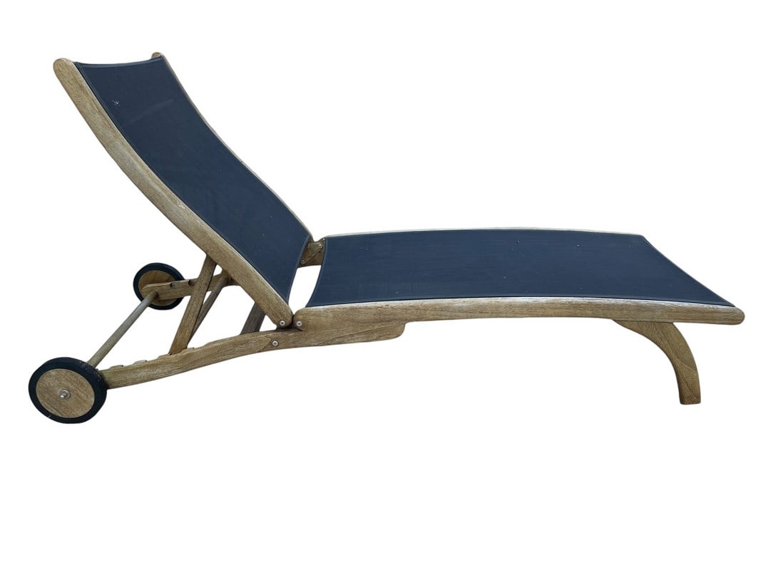 HI TEAK WOOD OUTDOOR RECLINING LOUNGE CHAIRS: HI TEAK WOOD OUTDOOR RECLINING LOUNGE CHAIR WITH WHEELS 39.5" H X 29.5" W X 78.75" APPROX -1 0F 4 AVAILABLE -GOOD PRE OWNED CONDITION, WEAR -DP41924