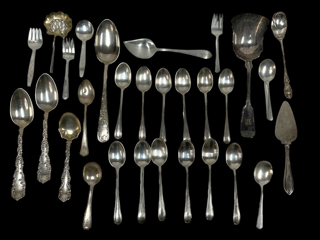 LOT OF MIXED STERLING SILVER FLATWEAR 678G (1 of 6)