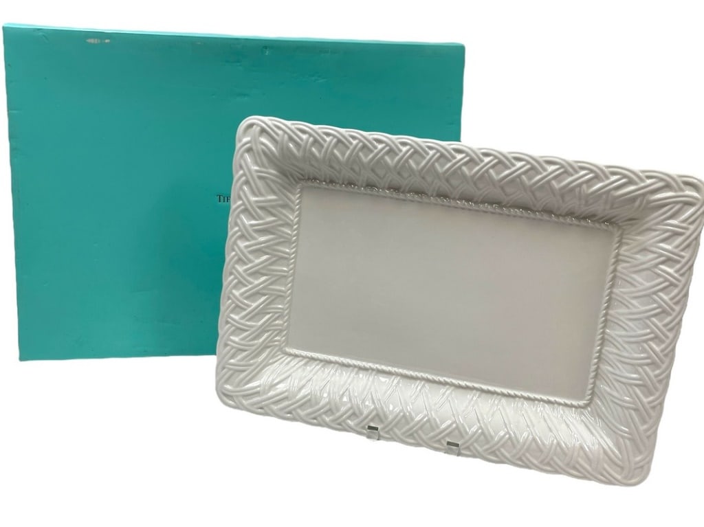 TIFFANY & CO. WHITE WOVEN SERVING PLATTER W BOX 18 (1 of 8)