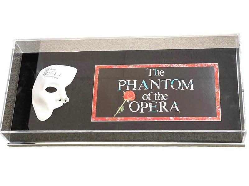 PHANTOM OF THE OPERA SIGNED MASK SHADOW BOX (1 of 6)