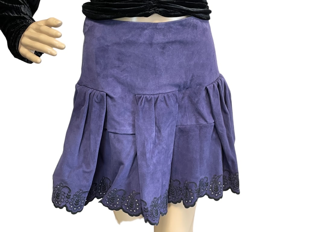 NEW!! MANOUSH 100% SUEDE SKIRT SZ:4 $815: -MANOUSH JUPE COURTE PEAU 100% GOAT SUEDE LEATHER SKIRT -SIZE: US 4 -RETAIL: $815 -NEW WITH TAGS -JR BTQ 12/21