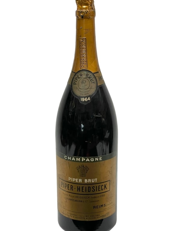 '64 PIPER HEIDSIECK DOUBLE MAGNUM CHAMPAGNE BOTTLE (1 of 11)