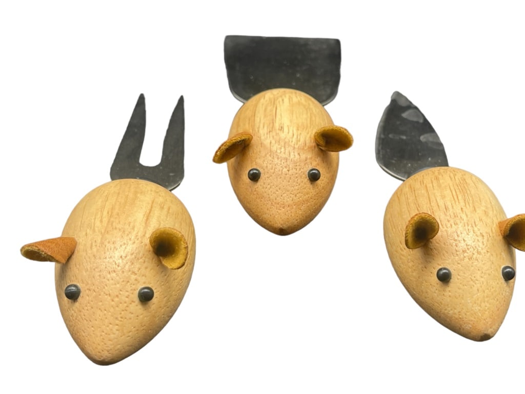 SET OF THREE MICE CHEESE UTENSILS (1 of 3)
