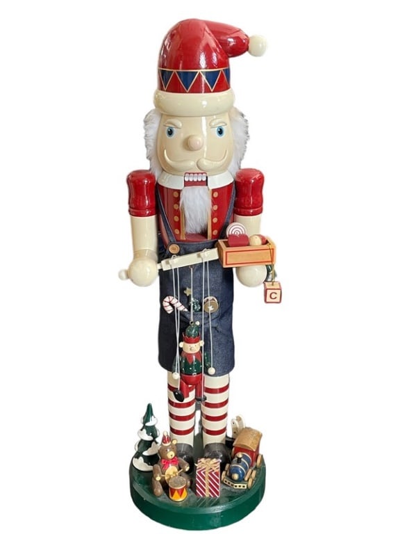 LARGE SANTAS WORKSHOP NUTCRACKER FIGURINE 42" (1 of 7)