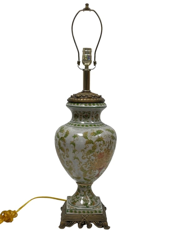 VINTAGE CHINOISERIE STYLE GINGER JAR LAMP 31" (1 of 8)