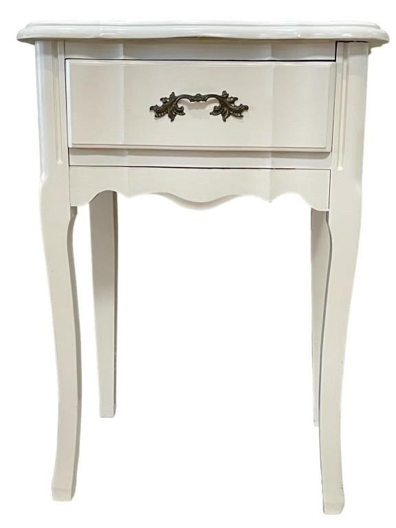 FRENCH PROVINCIAL STYLE SIDE TABLE NIGHT STAND 19" (1 of 6)