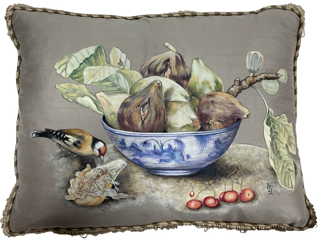 HAND PAINTED SILK PILLOW: HAND PAINTED SILK PILLOW -19IN x 14in -JH061324 Bidders may pick up their items from the auction-house or have their items shipped. Some items qualify for in-house shipping. Appointments are required 