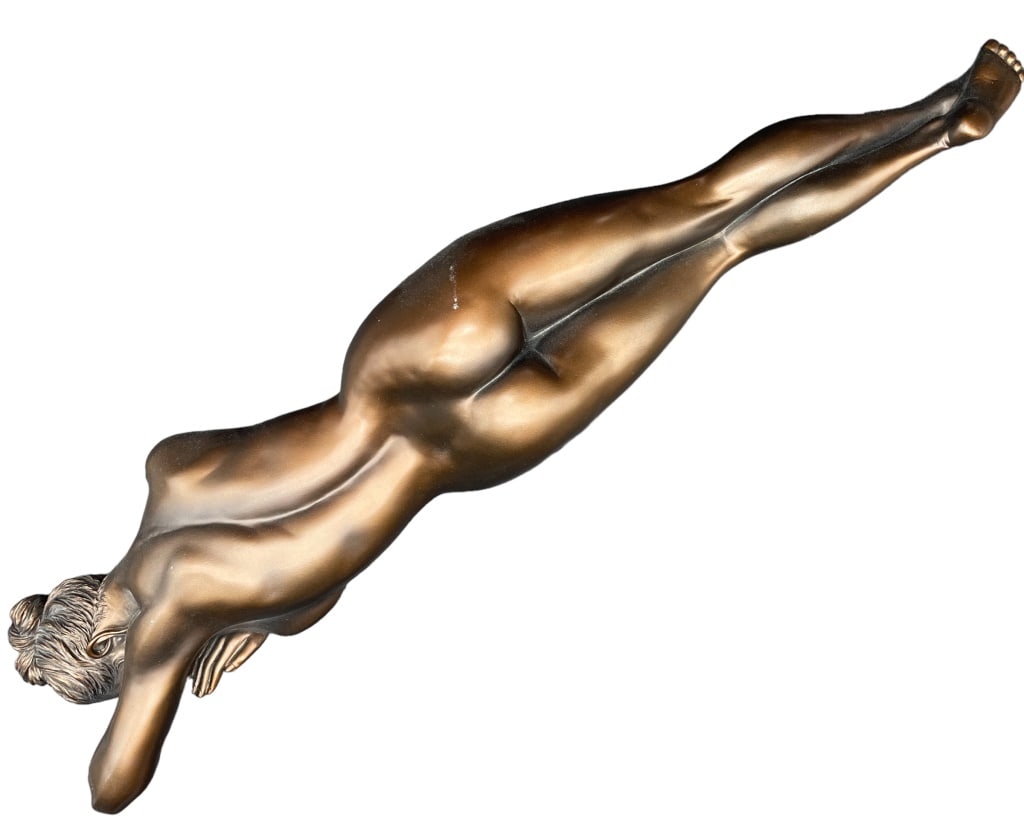 DESIGN TOSCANO NUDE WOMAN ART PIECE: DESIGN TOSCANO NUDE WOMAN ART PIECE -LWH (25"x5"x3") -JH061424 Bidders may pick up their items from the auction-house or have their items shipped. Some items qualify for in-house shipping. Appointment