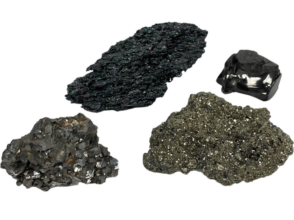 4 NATURAL CRYSTAL AND MINERAL CLUSTERS 4" (1 of 7)