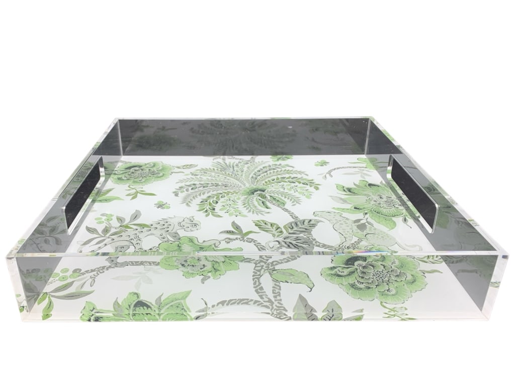 WILLIAMBURG BRAGANZA GREEN LUCITE TRAY: WILLIAMBURG BRAGANZA GREEN LUCITE TRAY -VERY GOOD PRO-OWNED ITEM -MA062424 Bidders may pick up their items from the auction-house or have their items shipped. Some items qualify for in-house shipping.