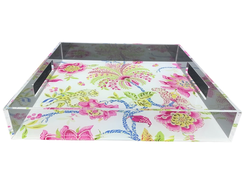 WILLIAMBURG BRAGANZA JEWEL LUCITE TRAY: WILLIAMBURG BRAGANZA JEWEL LUCITE TRAY -VER GOOD PRE-OWNED ITEM -MA062424 Bidders may pick up their items from the auction-house or have their items shipped. Some items qualify for in-house shipping.