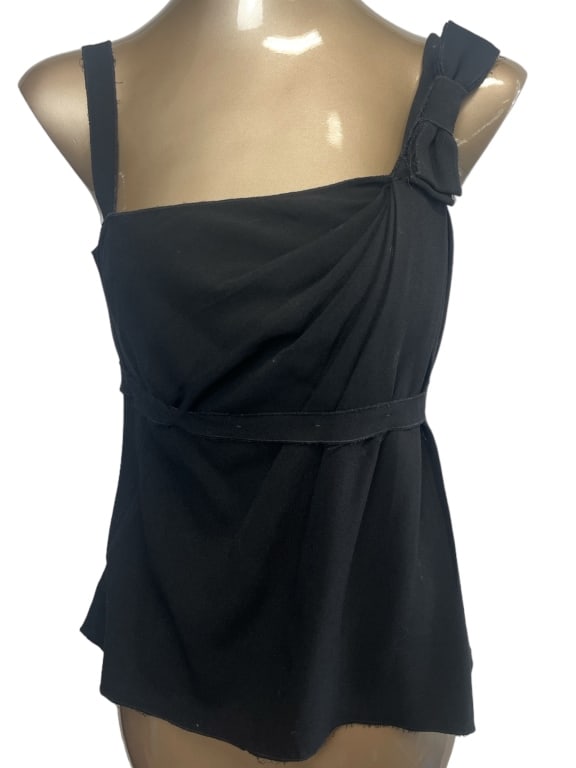 PRADA BLACK ROUGH EDGE TOP SZ 42: PRADA BLACK ROUGH EDGE TOP SZ 42 -SIZE 42 -ITEM CONDITION GOOD PREOWNED -MA062124 Bidders may pick up their items from the auction-house or have their items shipped. Some items qualify for in-house sh