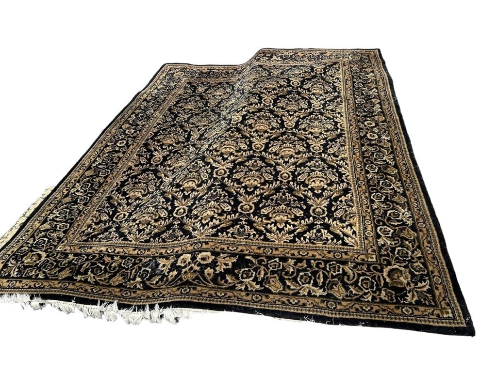 LARGE AREA RUG 92" X 126" (1 of 2)