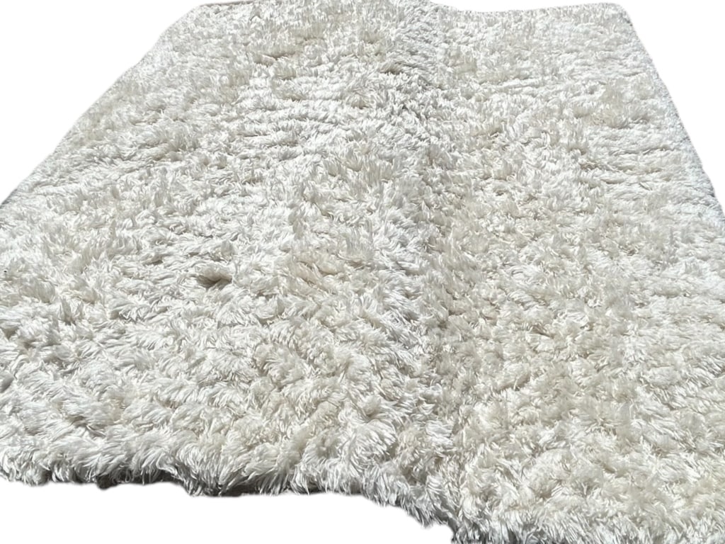 LARGE AREA RUG 96" X 120" (1 of 5)