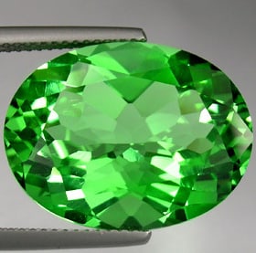 22.75 CT LIGHT GREEN TOPAZ GEMSTONE (1 of 1)