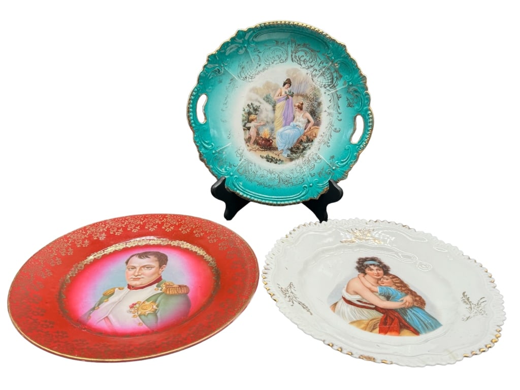 VINTAGE COLORED PORTRAIT 3P COLLECTABLE PLATES (1 of 3)