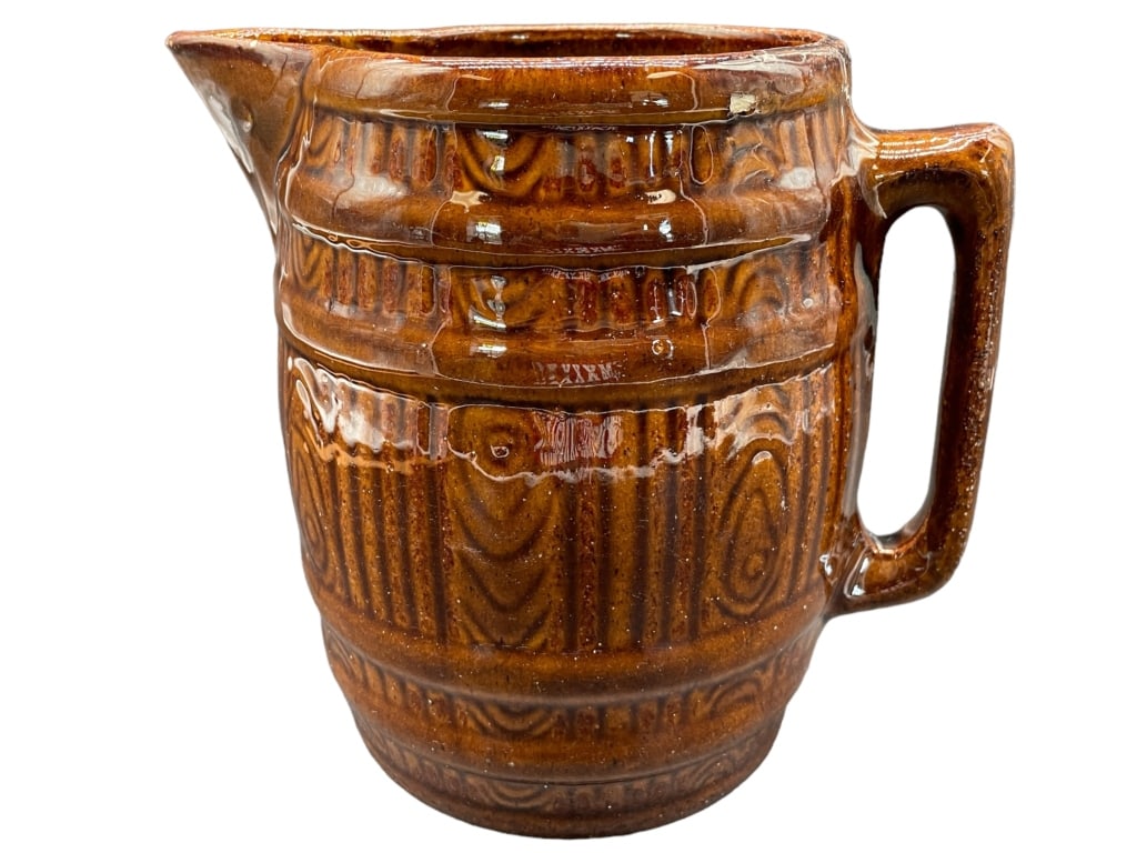 MCCOY STONEWARE WOOD BARREL BEER PITCHER 8": MCCOY STONEWARE WOOD BARREL BEER PITCHER 8" -SIZE: 8" -VERY GOOD CONDITION - NO APPARENT CHIPS OR CRACKS -JR BTQ 02/07
