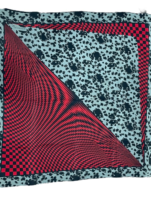 GIANNI VERSACE SILK SCARF 34" (1 of 3)