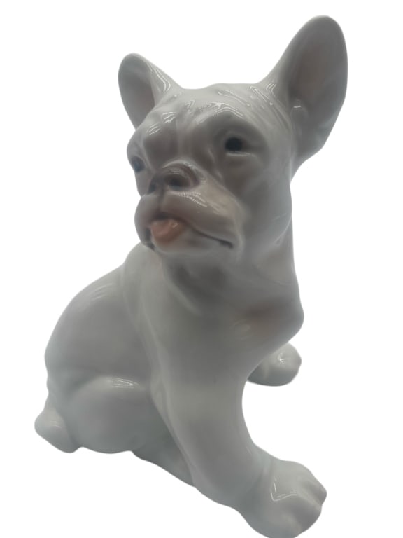 BING & GRONDAHL FRENCH BULLDOG PUPPY: BING & GRONDAHL FRENCH BULLDOG PUPPY -VERY GOOD PREOWNED CONDITION -3.5 "L X 5'"H Bidders may pick up their items from the auction-house or have their items shipped. Some items qualify for in-h