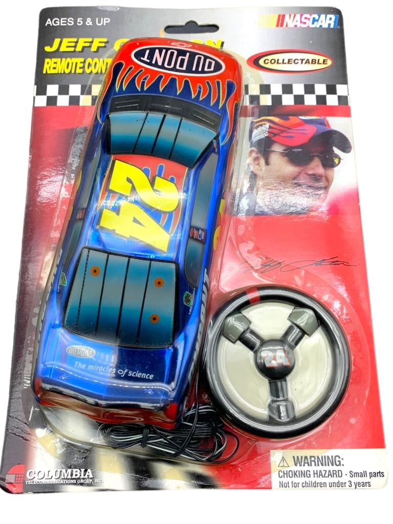 NASCAR JEFF GORDON REMOTE CONTROL CAR #24 DUPONT (1 of 6)