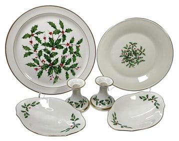 LENOX HOLLY & BERRIES WHITE BONE CHINA SETS - (1)E