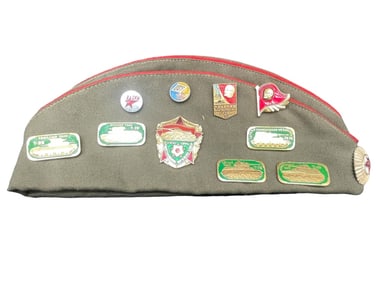 VTG MILITARY HARD WITH BUTTONS AND PINS