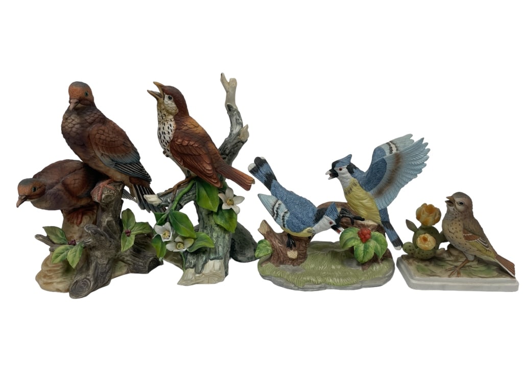 LOT OF 4 PORCELAIN BIRD FIGURINES COLLECTION (1 of 7)