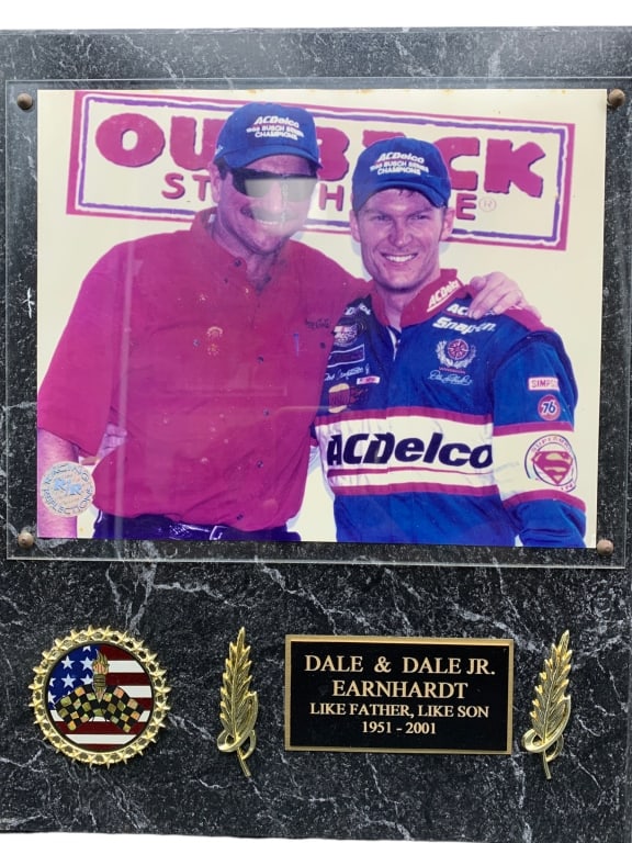 DALE EARNHARDT & DALE EARNHARD JR.: DALE EARNHARDT & DALE EARNHARD JR. LIKE FATHER, LIKE SON NASCAR CHAMPION PLAQUE 1951-2001 -NASCAR MEMORABILIA -MINT CONDITION -NASCAR COLLECTORS ITEM -JH53124