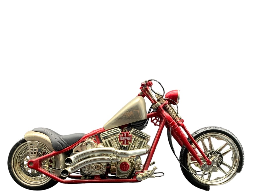 JESSE JAMES WEST COAST CHOPPERS CHERRY CFL DIECASE (1 of 9)