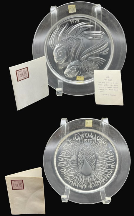 LALIQUE CRYSTAL 1975 DOU DE POISSON CRYSTAL PLATE: LALIQUE CRYSTAL 1975 DOU DE POISSON CRYSTAL PLATE - SET OF 3 PLATES - AUTHENTIC LALIQUE CRYSTAL - 8" APPROX - VERY GOOD PRE OWNED CONDITION - CW41824GLRY Bidders may pick up their items from th