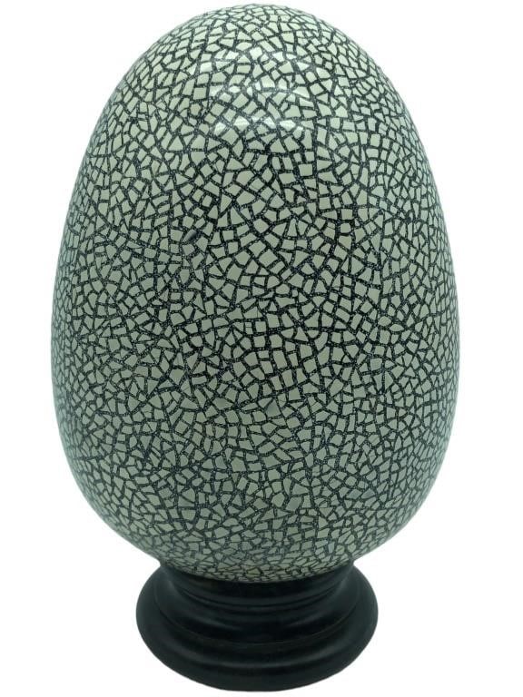DECORATIVE EGG FINIAL SCULPTURE (1 of 5)