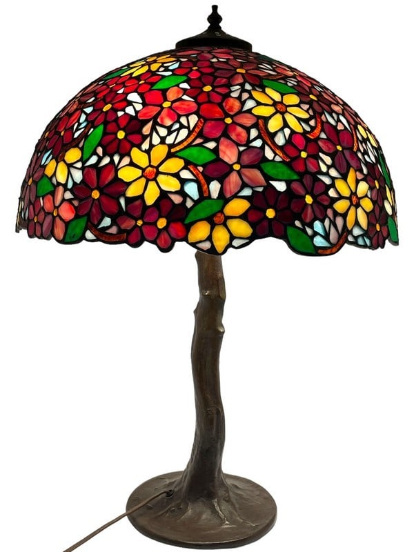 LARGE TIFFANY STYLE STAINED GLASS LAMP 26" (1 of 10)