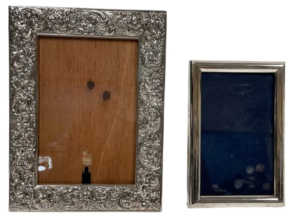 PAIR OF STERLING SILVER PICTURE FRAMES 8" (1 of 6)