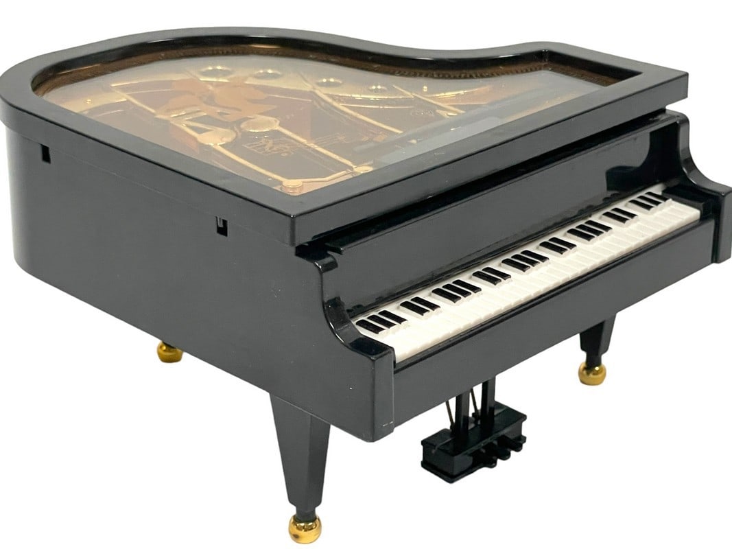 JOHANN STRAUSS PIANO MUSIC BOX 3" (1 of 8)