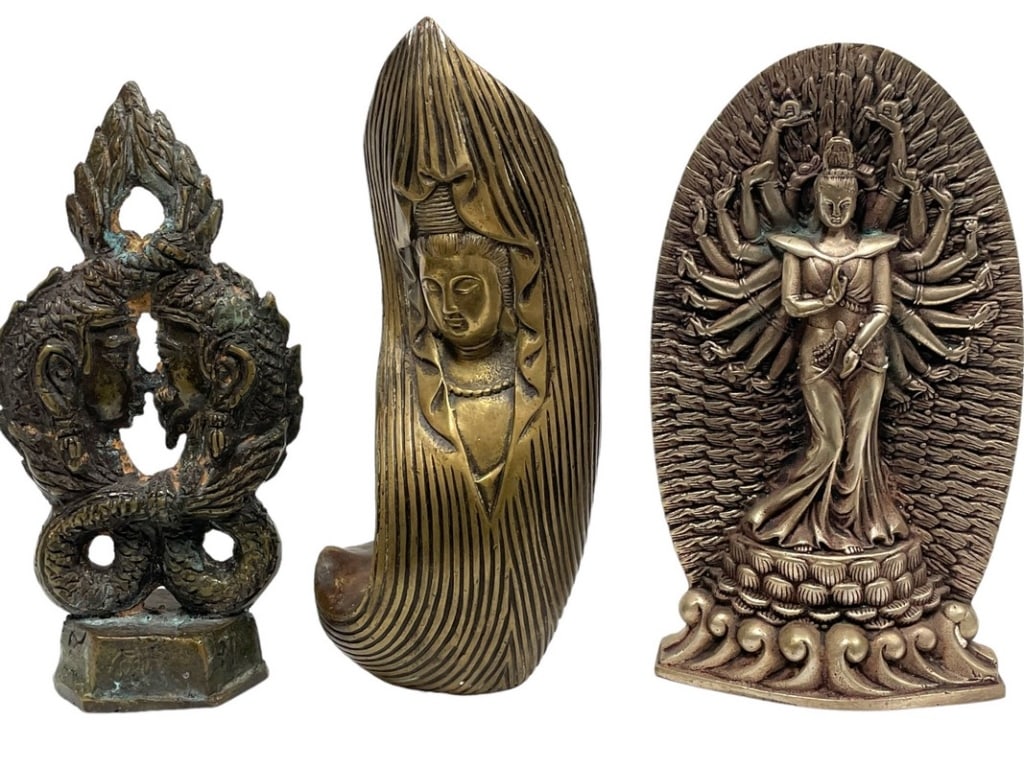 SET OF 3 RELIGIOUS GODDESS TEMPLE SCULPTURES 7": SET OF 3 RELIGIOUS GODDESS TEMPLE SCULPTURES -7" TO TALLEST -VERY GOOD PRE OWNED CONDITION -DP52124STCAB Bidders may pick up their items from the auction-house or have their items shipped. ***A