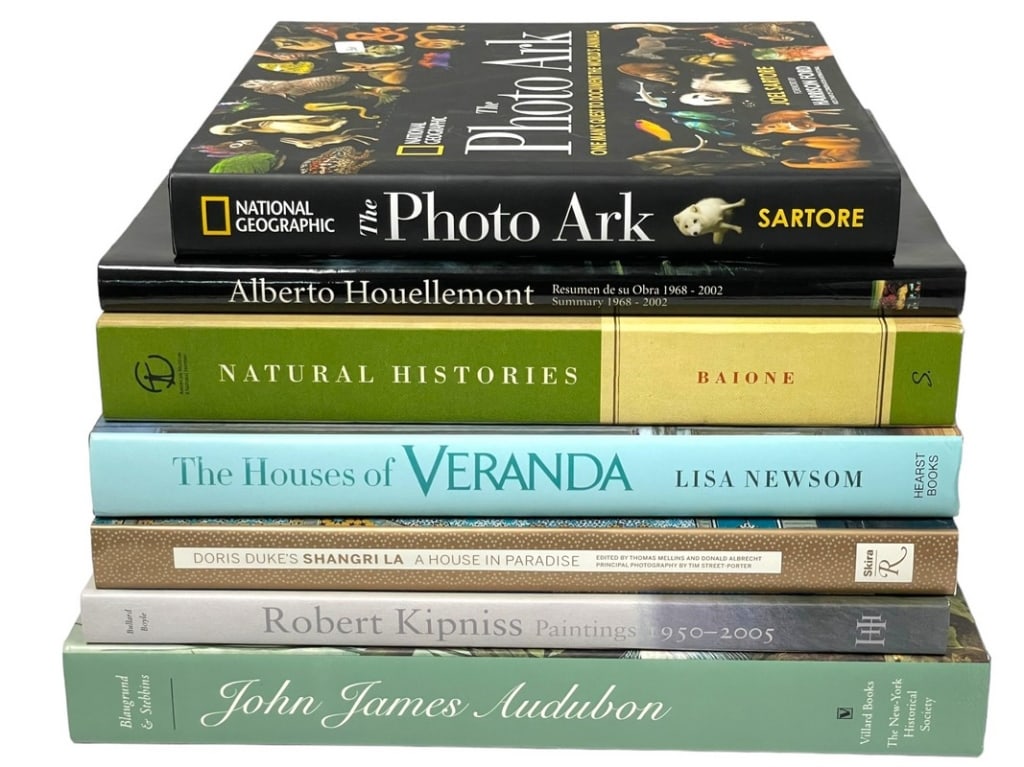 SET OF 7 ILLUSTRATED COFFEE TABLE BOOKS (1 of 11)